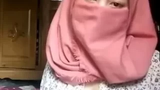 Video Jilbab Pink Stress